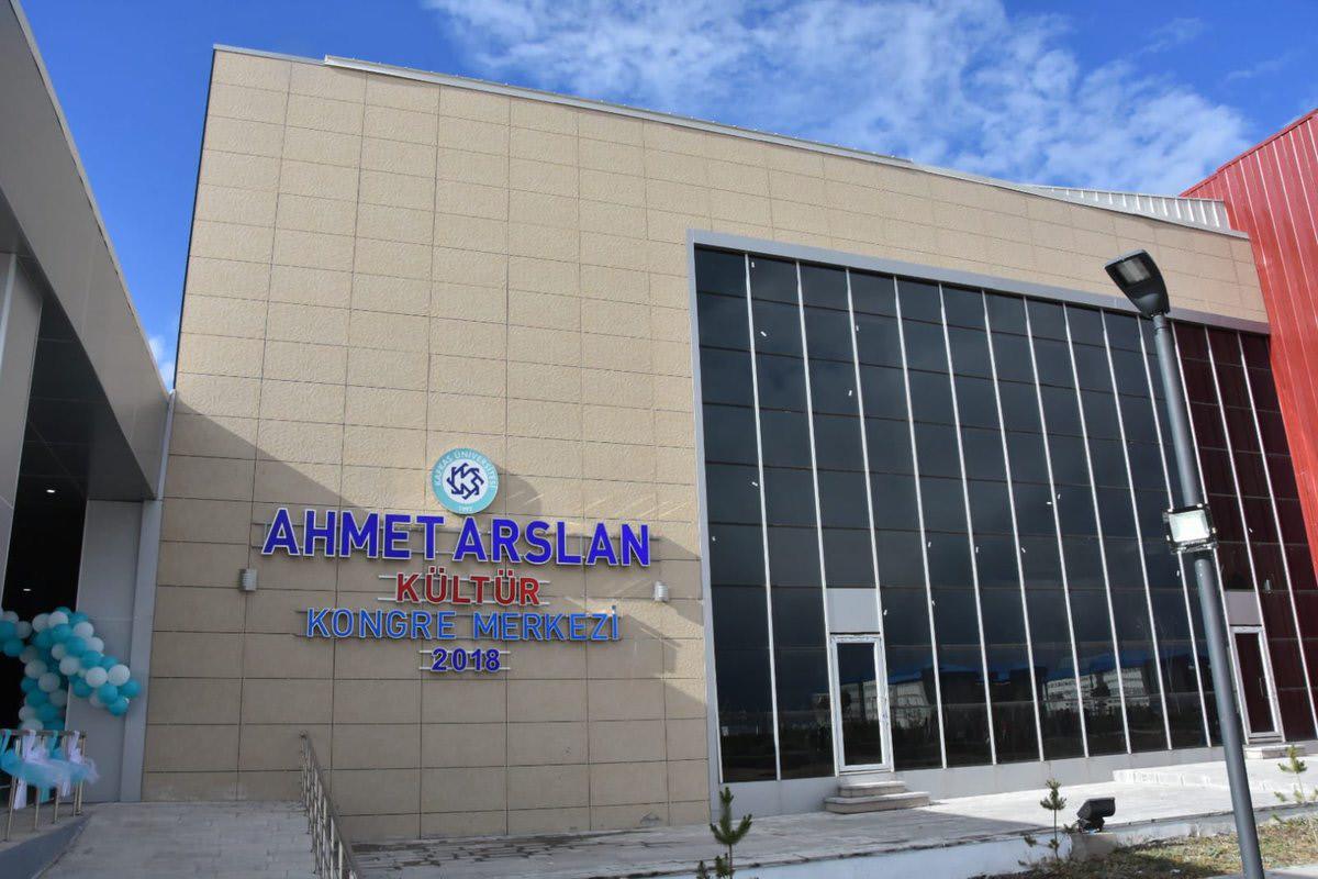 KAFKAS ÜNIVERSITESI KÜLTÜR VE KONGRE MERKEZI